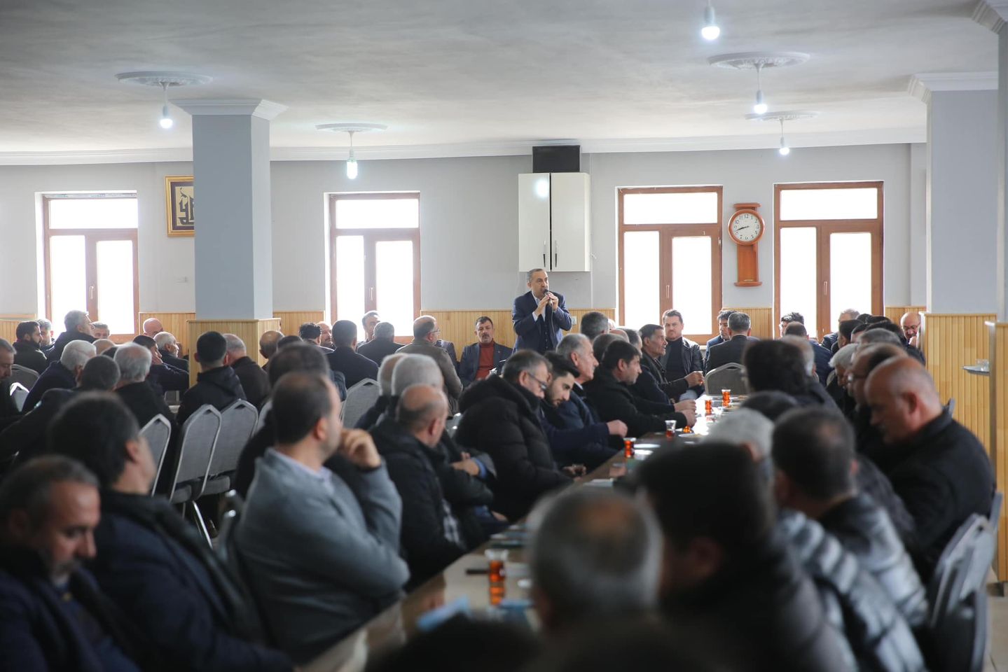 Van'da AK Parti Milletvekili Arvas, Alaköy Mahallesi halkıyla bir araya geldi.