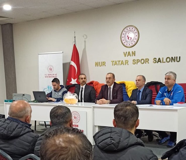 Van'da 2023-2024 Okul Sporları Gençler Dart Grup Müsabakaları Öncesi Teknik Toplantı Gerçekleştirildi