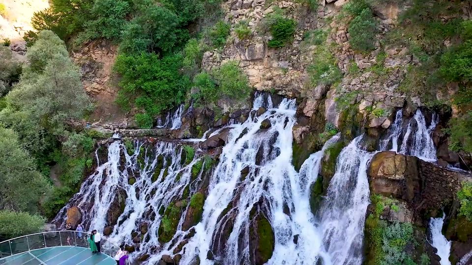 Tomara Şelalesi: Gümüşhane'nin Gizli Cenneti