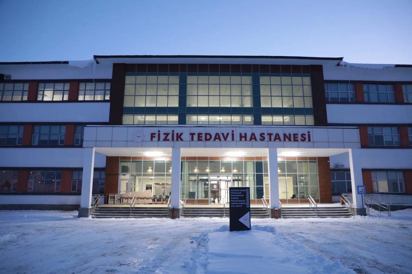 Ağrı'ya Modern Fizik Tedavi ve Rehabilitasyon Hastanesi Hizmet Vermeye Başladı